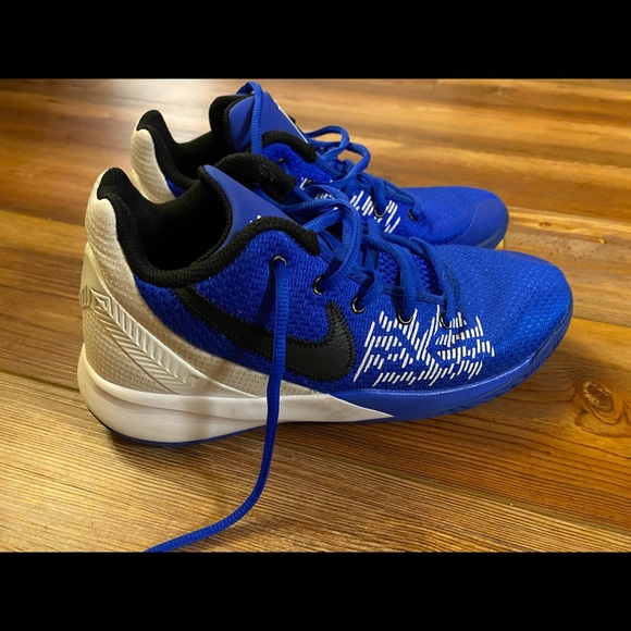 Nike Kyrie Flytrap - Picture 4 of 4